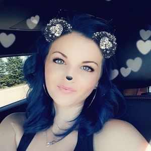 Meet your Posher, Krystal